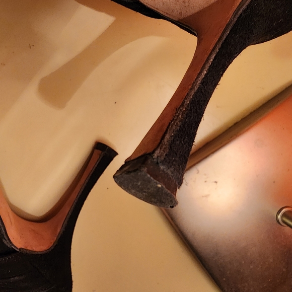 Manolo Blahnik Black Suede Mules 9.5/ 39.5 EUR - Picture 10 of 11